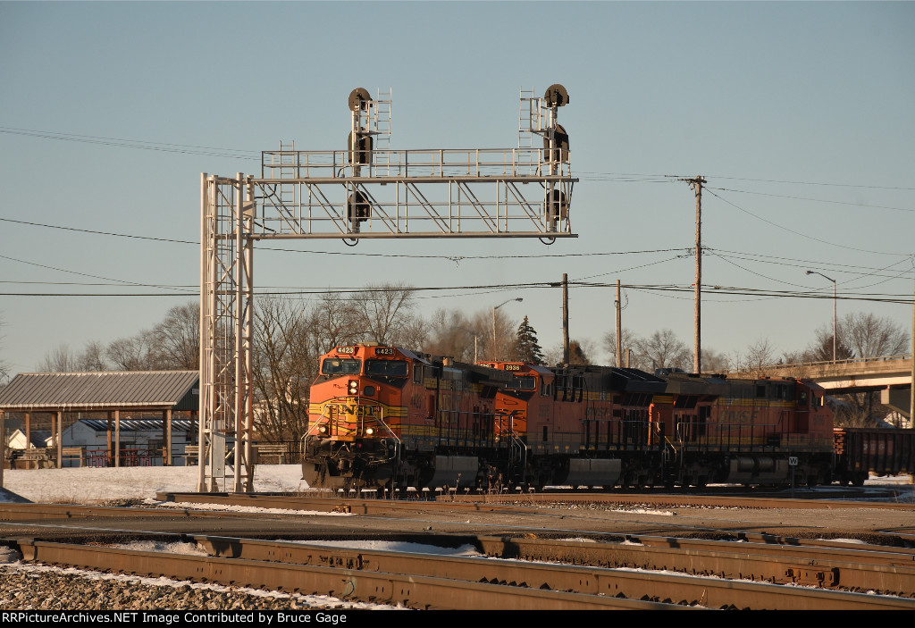 BNSF 4423